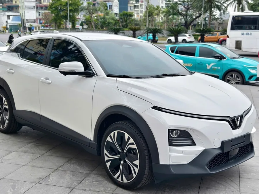 Ảnh thực tế VinFast VF 6 Màu Trắng